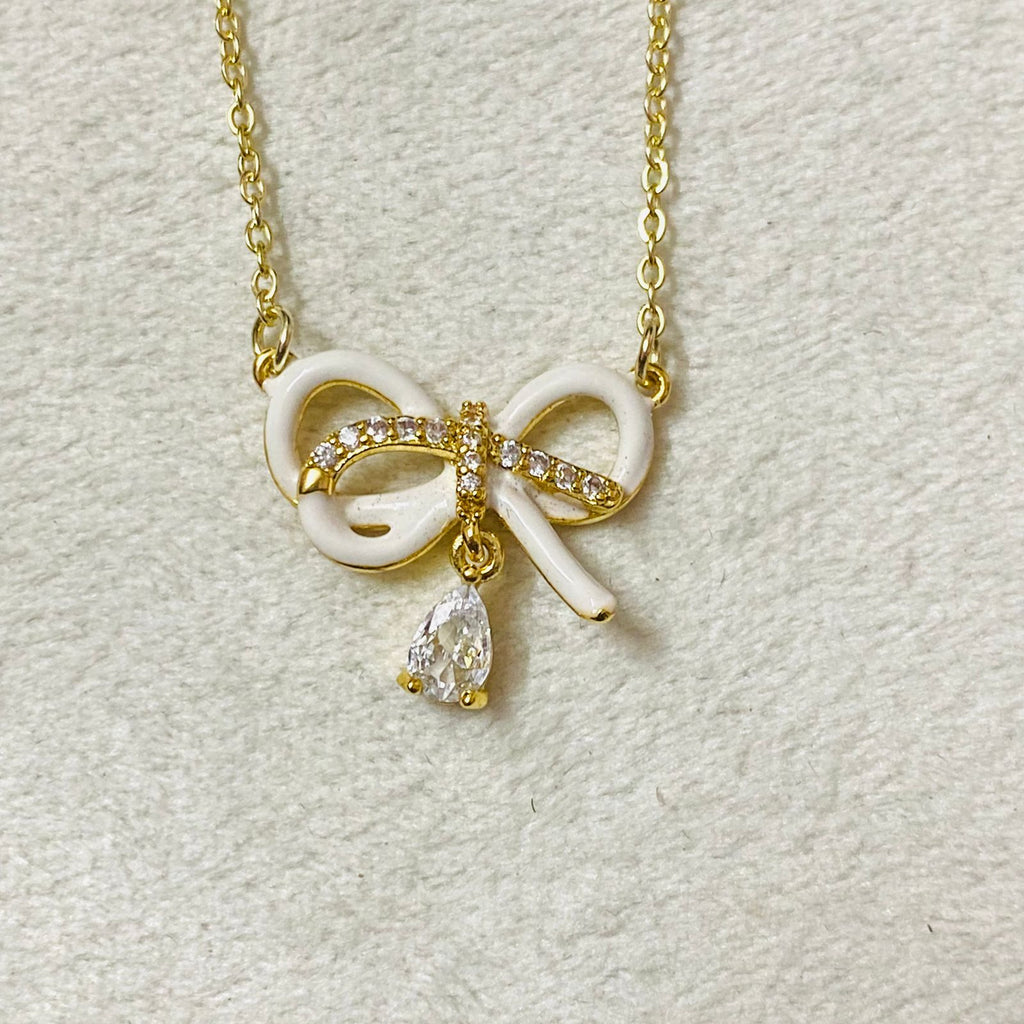 White Bow Minimal Necklace