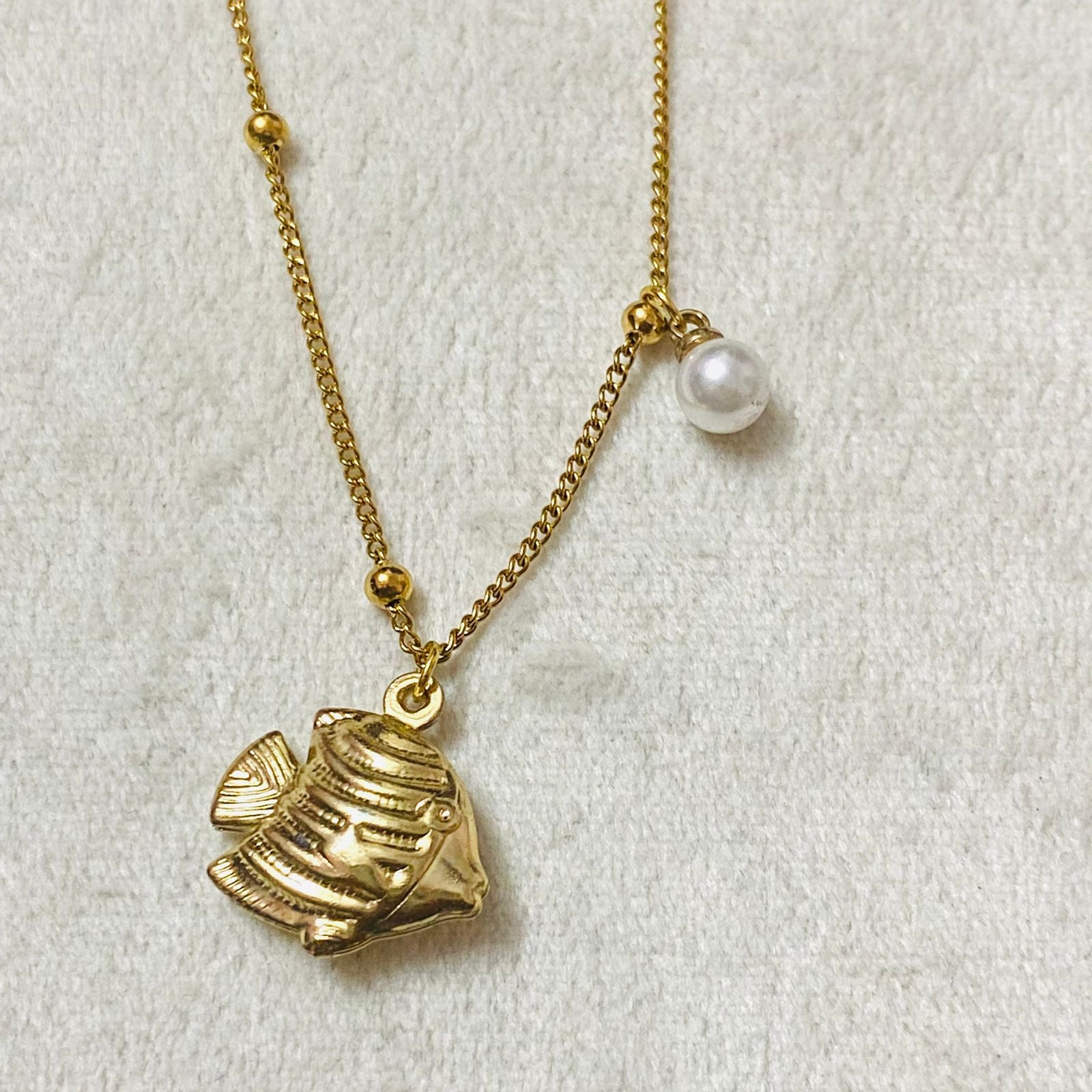 Fish with Pearl Necklace