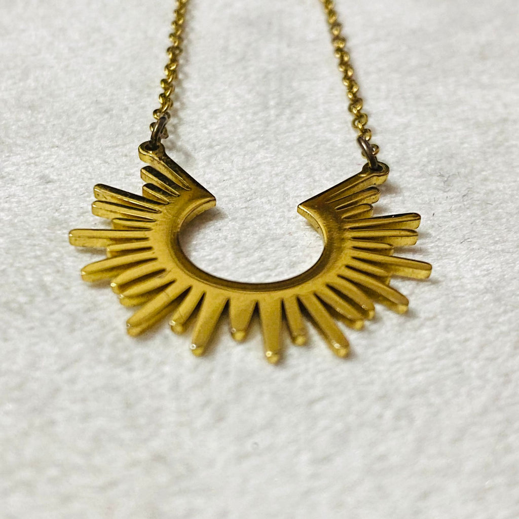 Sunny Shine Minimal Necklace