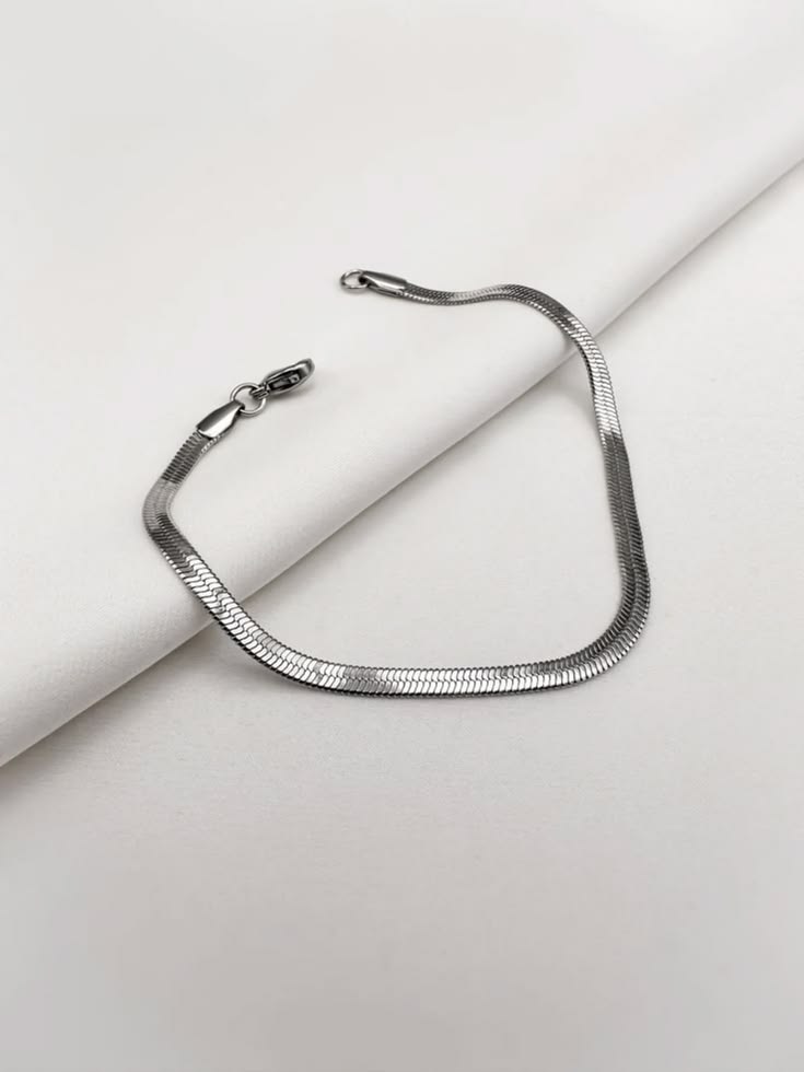 Minimal Snake Chain Anklet – Silver Finish | Daily Wear Payal